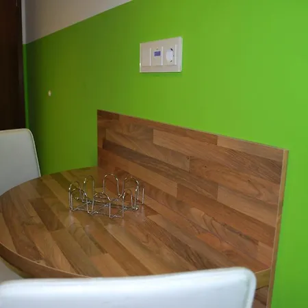 아파트 Modernes In Schoener Lage *