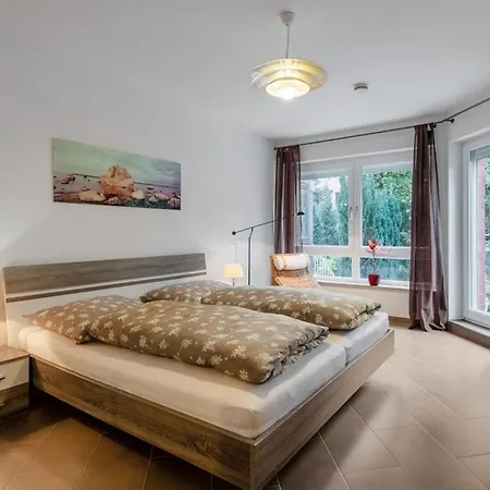 Modernes In Schoener Lage Dusseldorf