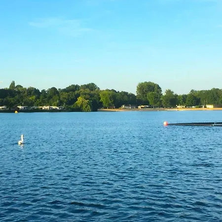 Modernes In Schoener Lage دوسلدورف