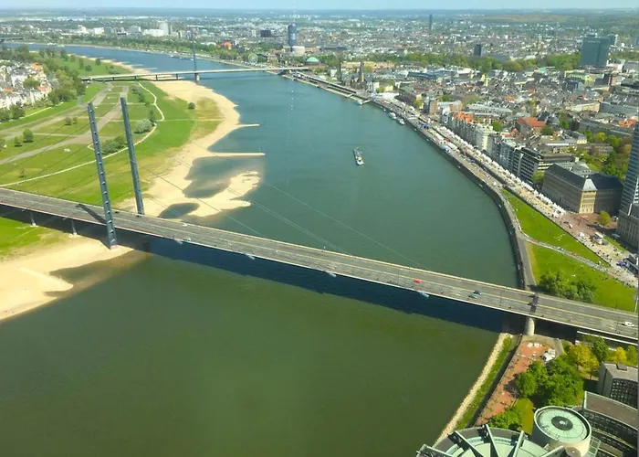 Modernes In Schoener Lage Lägenhet