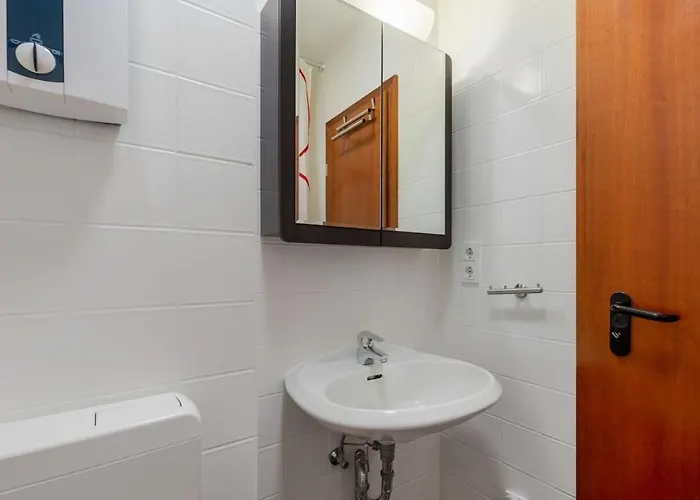 Modernes In Schoener Lage Апартаменты *