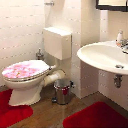 Apartament Modernes In Schoener Lage